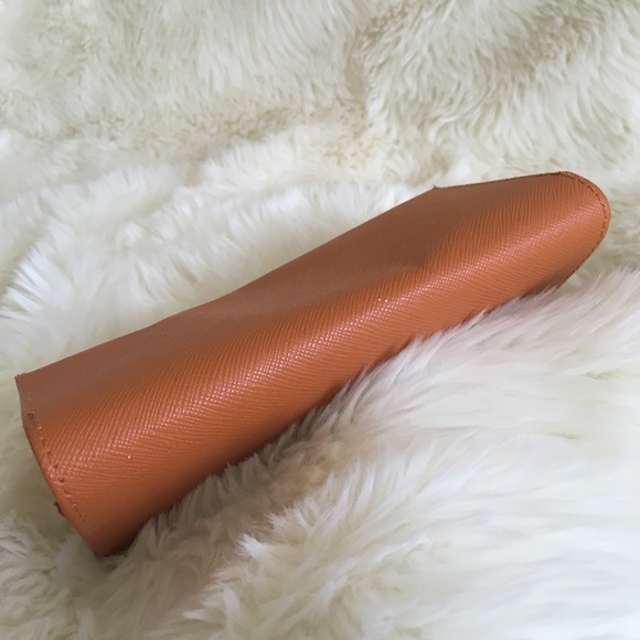 Tory Burch Sunglasses Case - Picture 3 of 6